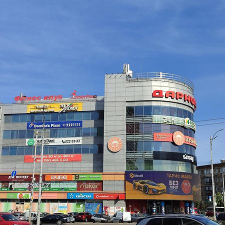 Апартаменти Дарницька Площа 키예프 외부 사진